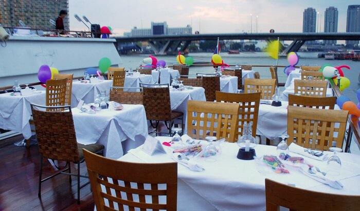 grand-pearl-dinner-cruise-upper deck | Bangkok Beyond