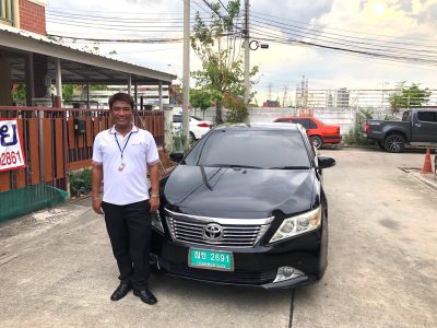 Picture of the Toyota Camry with our driver